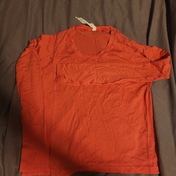 Pink Lululemon Long Sleeve Shirt - Picture 1 of 2